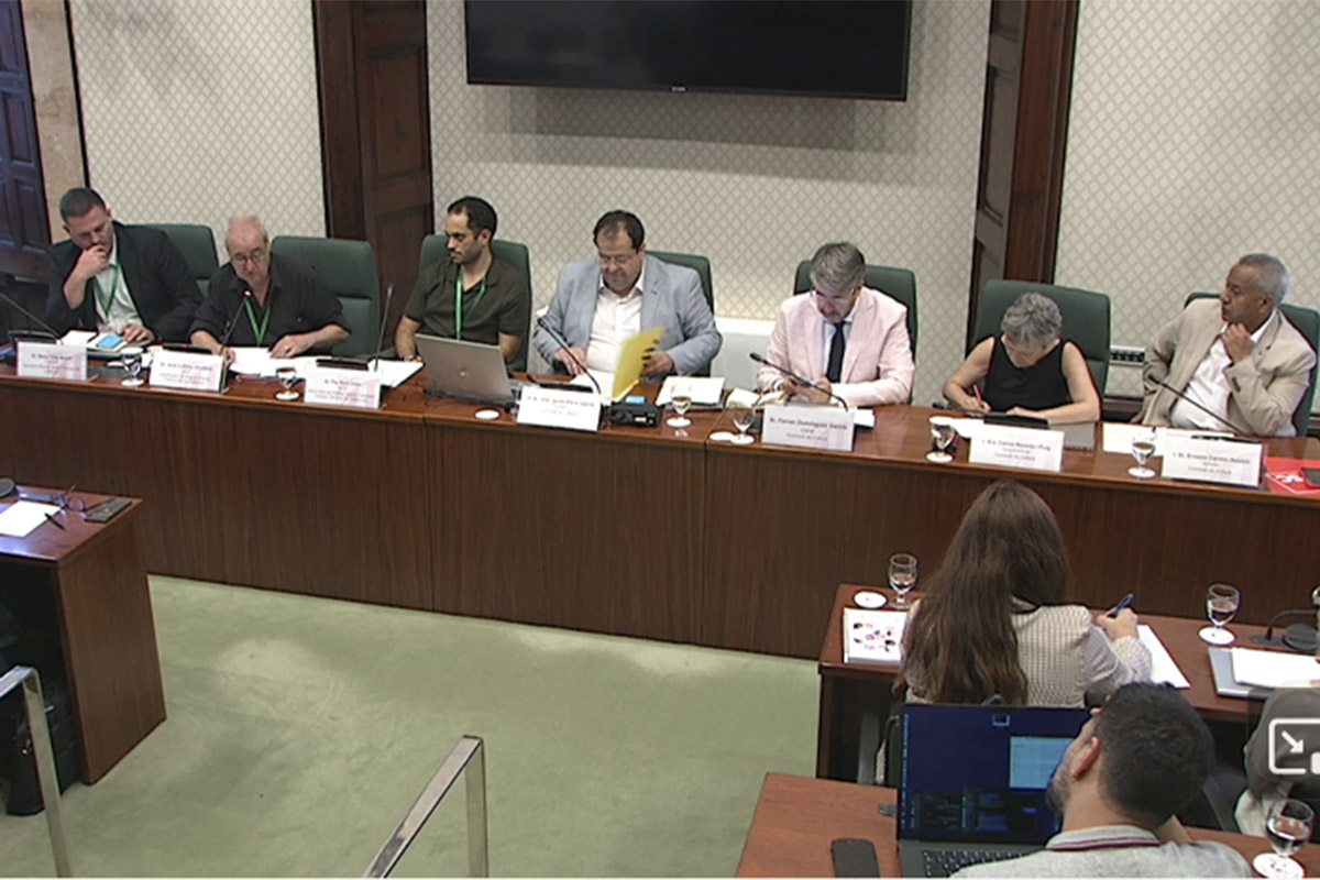 Compareixença al Parlament