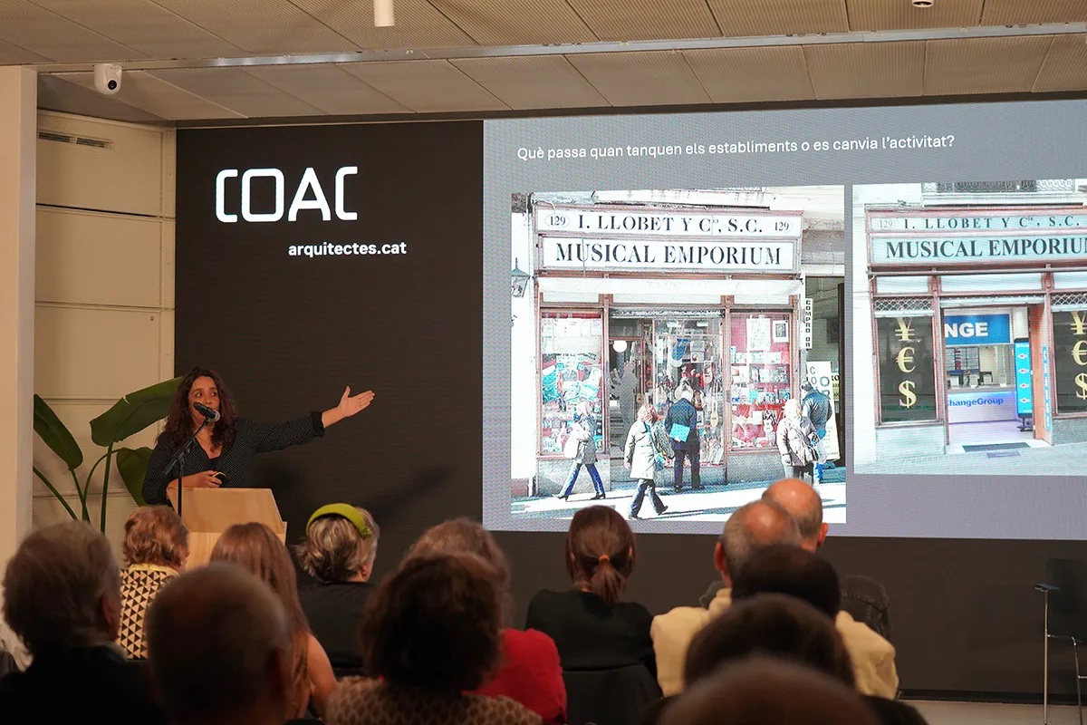 Els establiments emblemàtics demanen protegir l’activitat que els fa únics