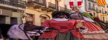 Gegants centenaris i històrics del país es reuneixen a Barcelona