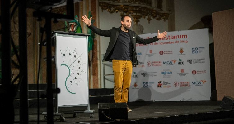 En Peyu, presentador de la gala del 2019 | Agrupación del Bestiari Festiu i Popular de Catalunya