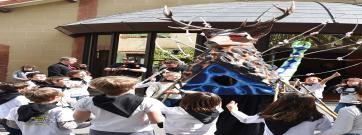 Més de 250 escolars creen llegendes i bèsties festives dels Pirineus