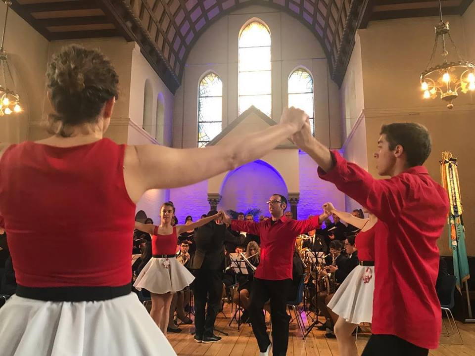 El 32è Aplec Internacional d’Adifolk contagia l’entusiasme per la cultura popular catalana als danesos