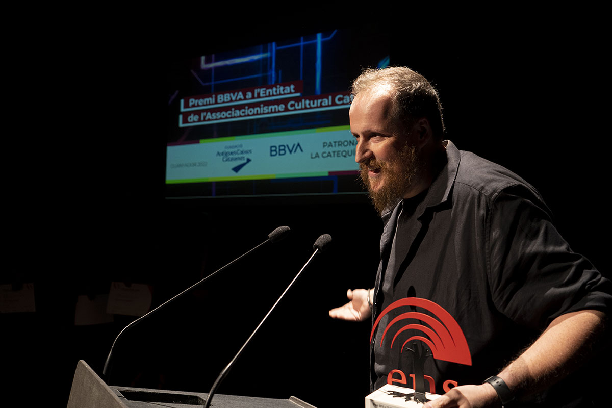 Robert Molina, de La Cate, va recollir el Premi BBVA a l'Entitat | Foto: Àlvar Andrés