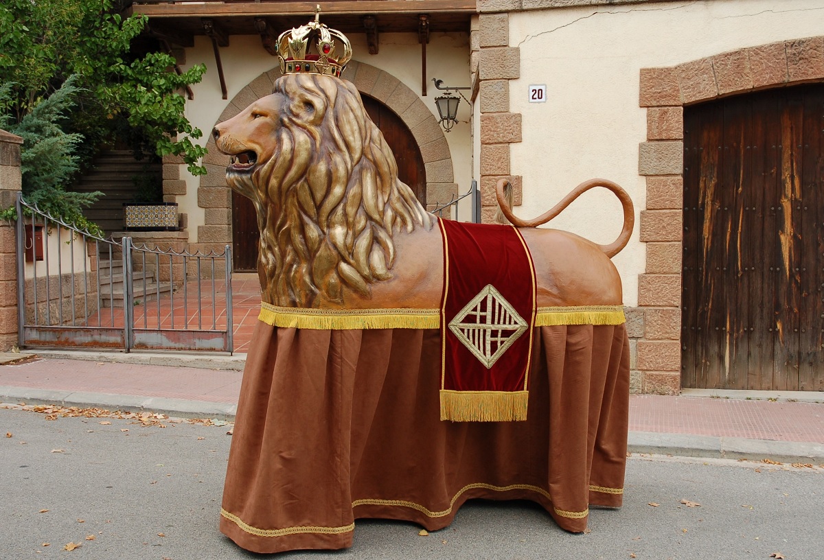 Lleó de Barcelona | Agrupació del Bestiari Festiu i Popular de Catalunya