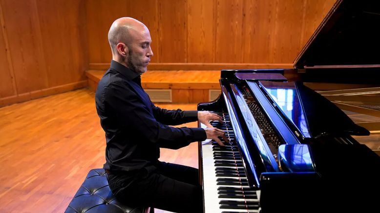 El pianista Kiev Portella serà un dels protagonistes del Concert de solistes a la Lira Ampostina