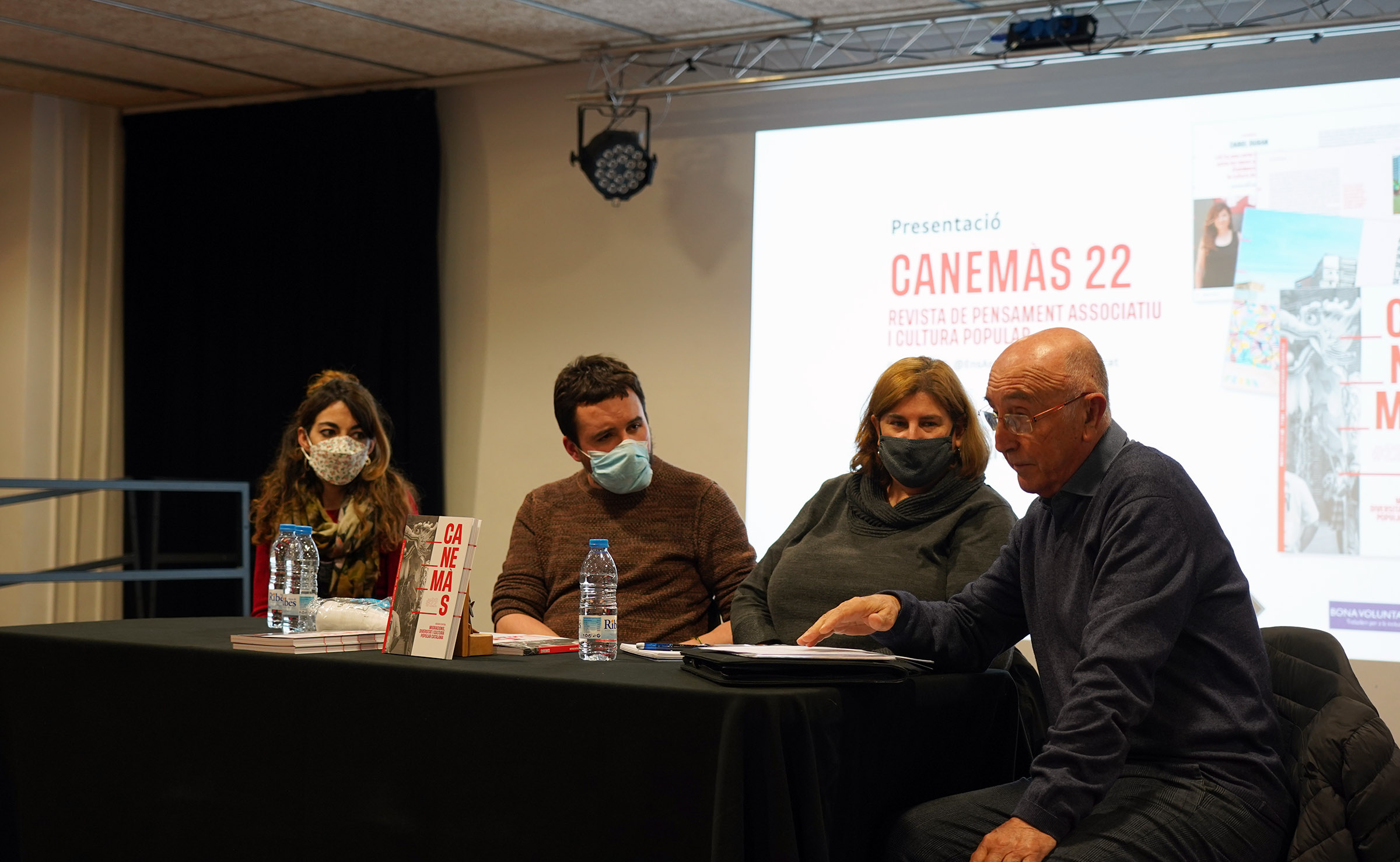 Jaume Salinas, Teia Goñi i Marta Rovira-Martínez van participar en la segona part del col·loqui
