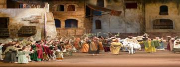 Passions catalanes: tradició i espectacle