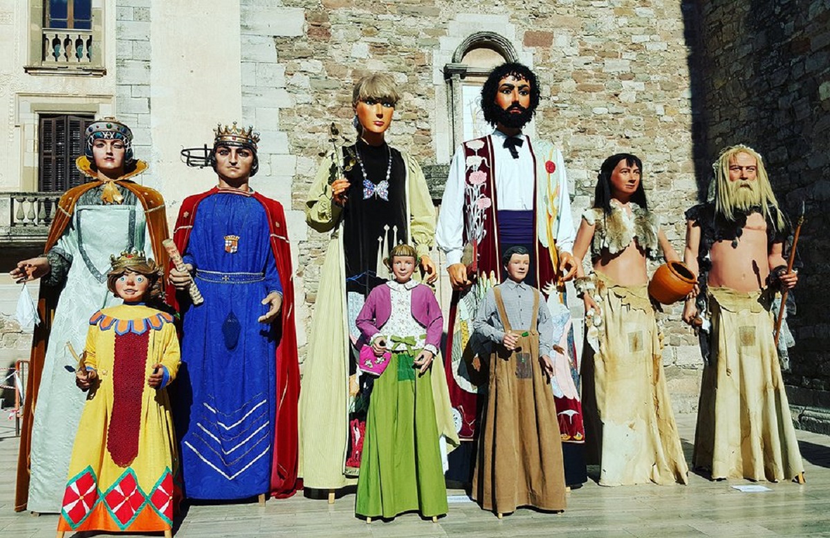 Els gegants de Moià, juntament amb els de l'Agrupació de Colles de Geganters de Catalunya | Geganters de Moià
