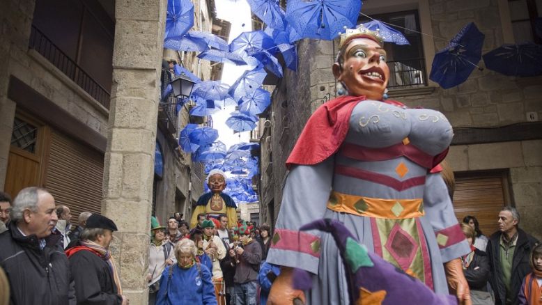 Els gegants bojos de Solsona, entre els convidats a l'exposició 'Gegants de Corpus vs Gegants de Carnaval'
