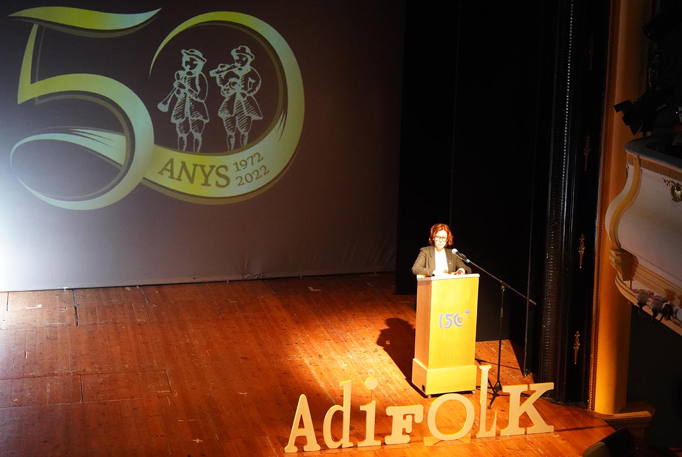 La directora general de Cultura Popular, Adelaida Moyà, va destacar la feina d'Adifolk