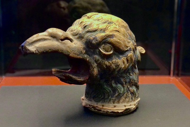 Cap de l'Àliga de Cervera | Agrupació del Bestiari Festiu i Popular de Catalunya