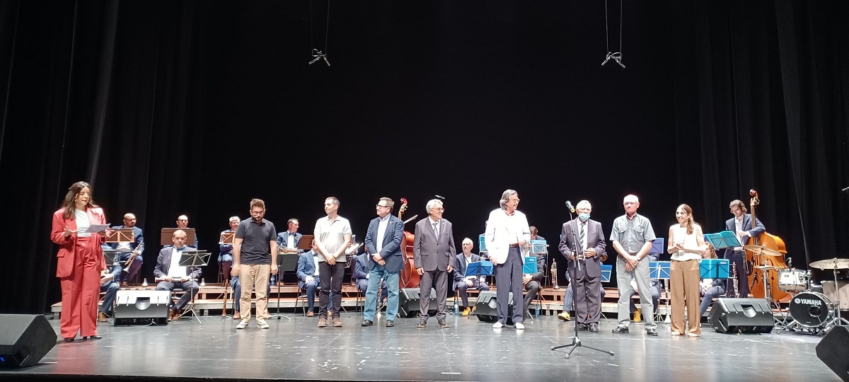Els guanyadors de la 32è edició de La Sardana de l’Any sobre l’escenari
