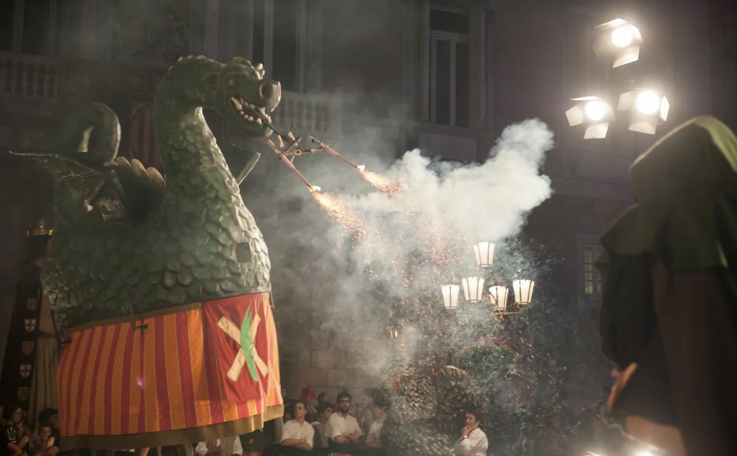 El CCM del Born es converteix en un cau de bèsties i dracs