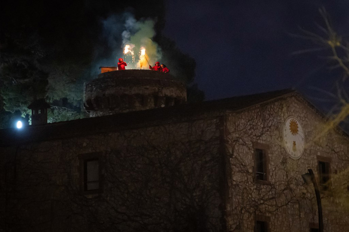 Prop de 150 punts de llum per alertar sobre els morts al Mediterrani